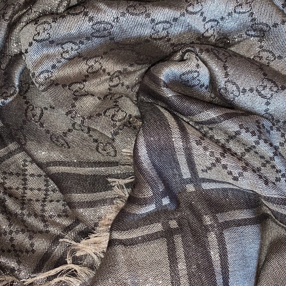 Gucci scarf - Picture 5 of 8